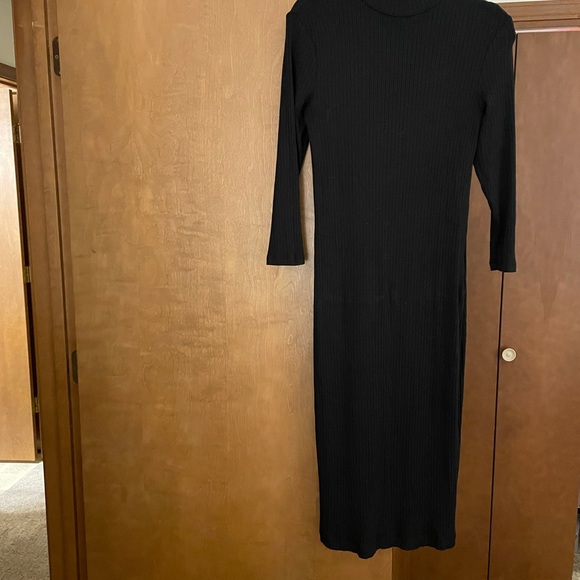 Black knit midi dress with mock neck - Picture 3 of 3